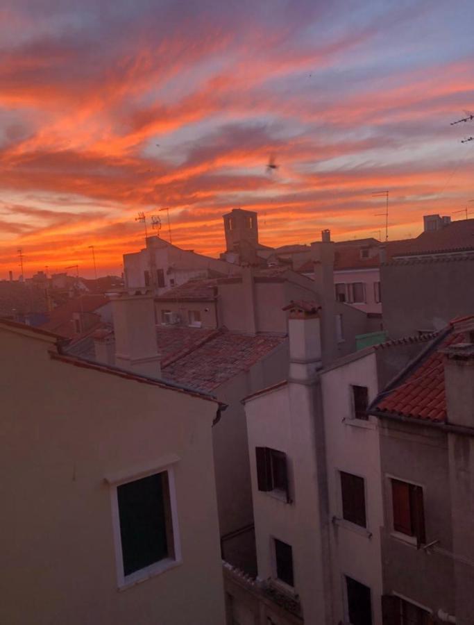 Family House Di Genny E Nicola Small Suite Chioggia Dış mekan fotoğraf